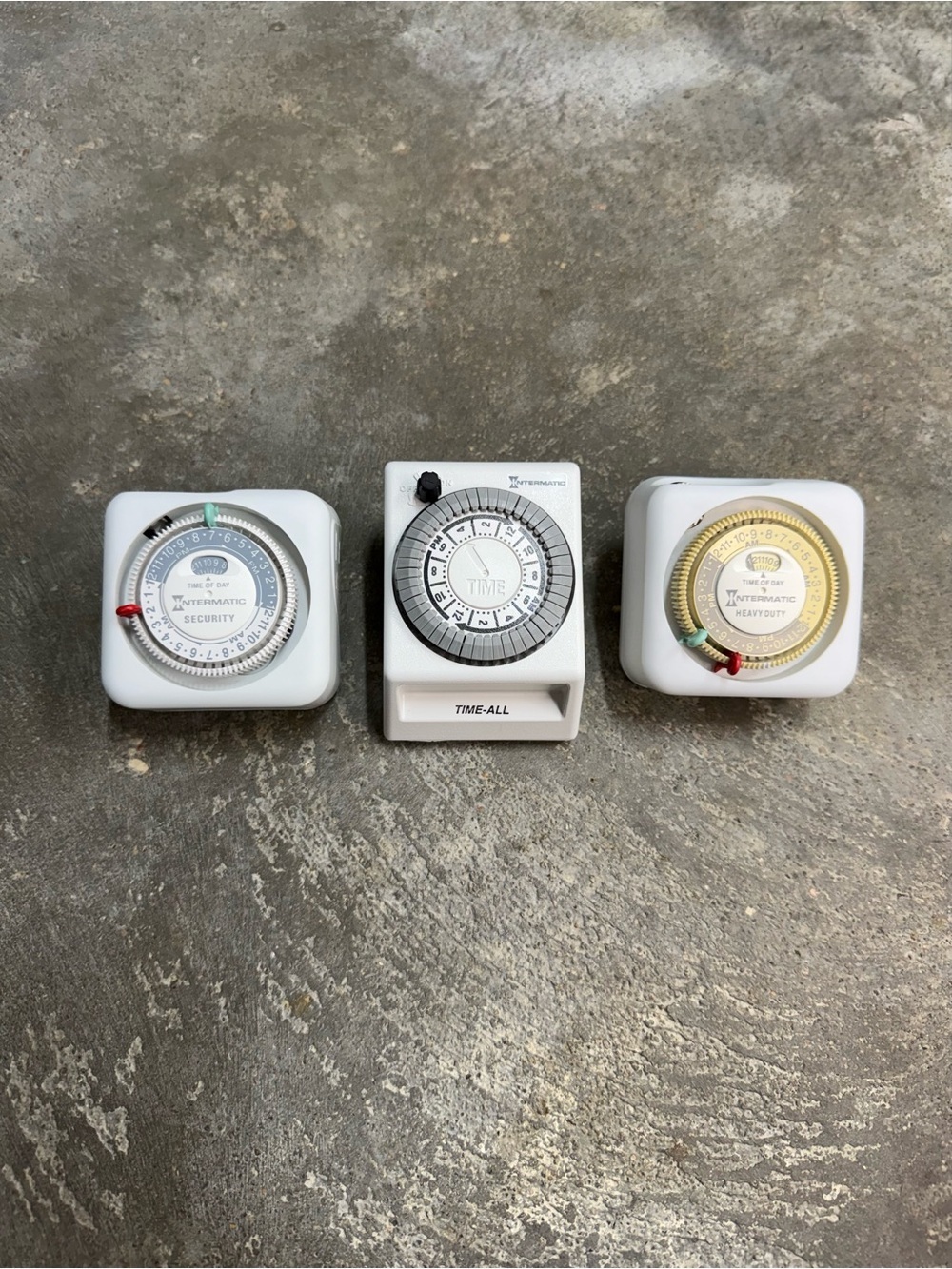 Lot 5 Intermatic Utilitech Plug In Outlet Timers Tested Indoor Outdoor - Picture 2 of 9